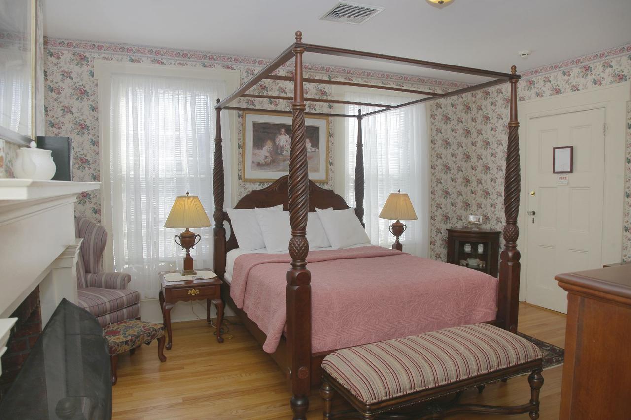 Bykenhulle House Bed And Breakfast Hopewell Junction Extérieur photo