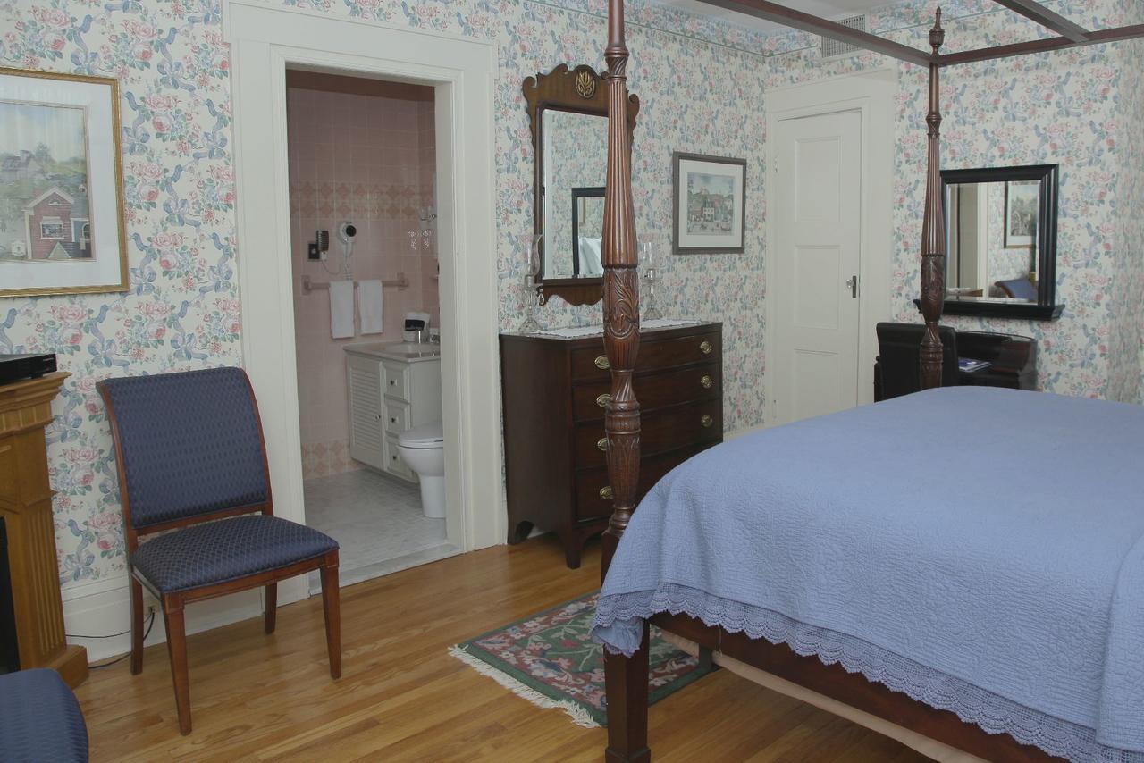 Bykenhulle House Bed And Breakfast Hopewell Junction Extérieur photo